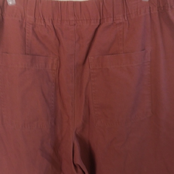 Universal Thread Rust-Tone Cropped Straight Leg Jeans - Picture 11 of 11